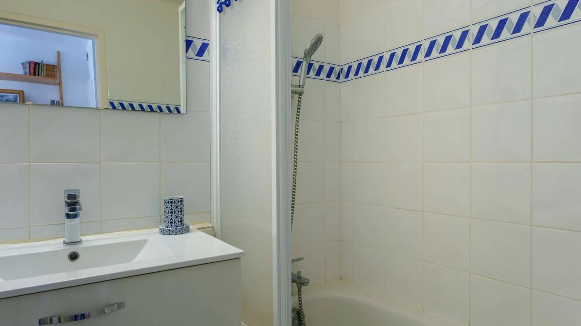 Appartement 2P A 500M Des Plages, Balcon S-O, Parking Prive, 3* Meuble De Tourisme - Fr-1-477-177 Carnac 0*,  Francja